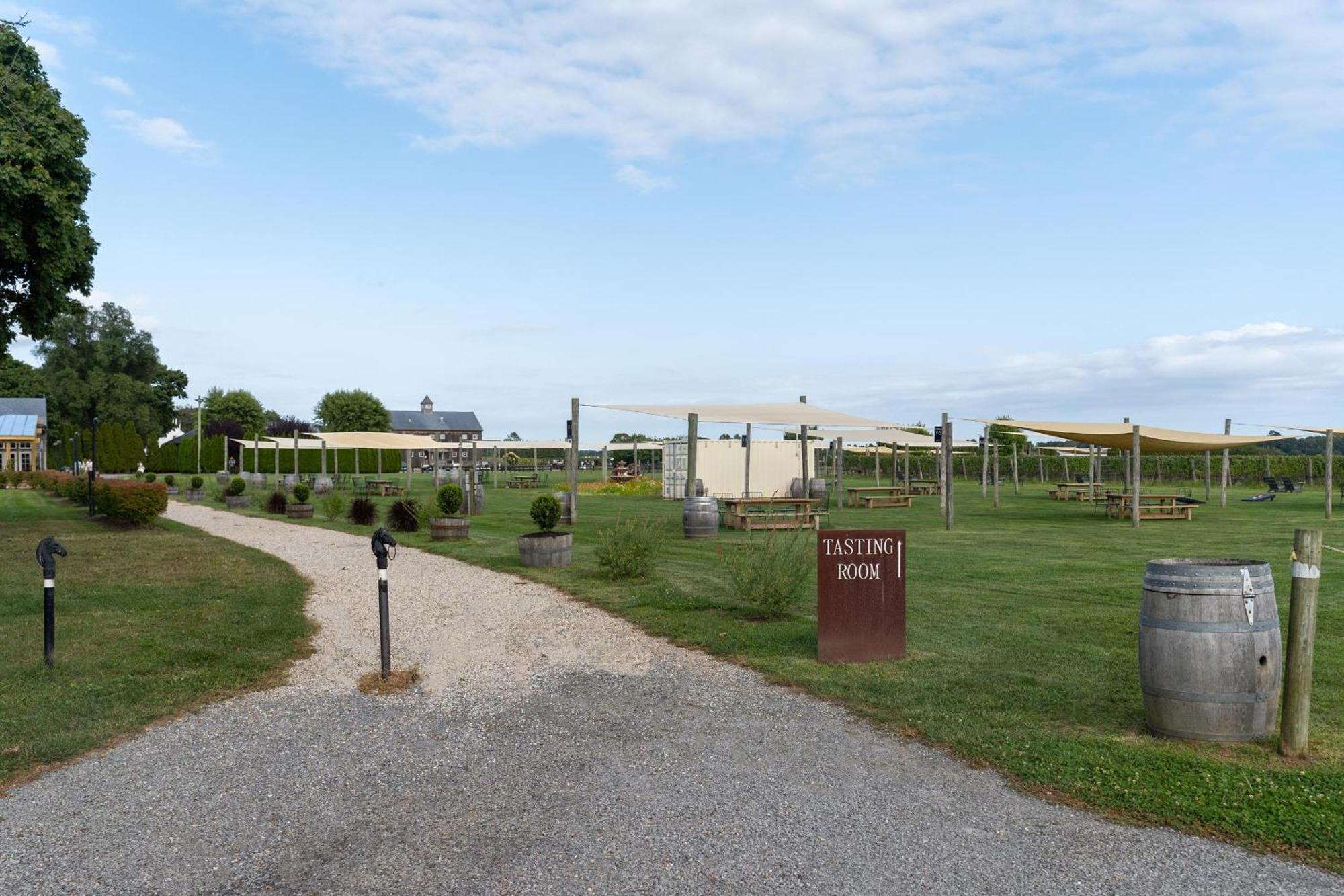 Nature'S Paradise: Private Dock & Water Views Mattituck المظهر الخارجي الصورة